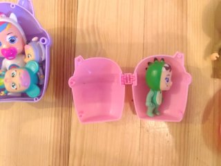 5 bebes llorones mini y 3 envases