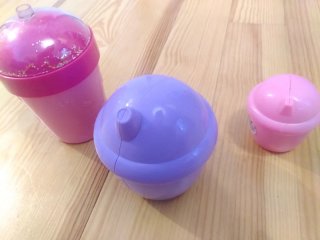 5 bebes llorones mini y 3 envases