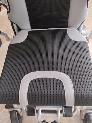 Silla eléctrica para persona con movilidad reducid