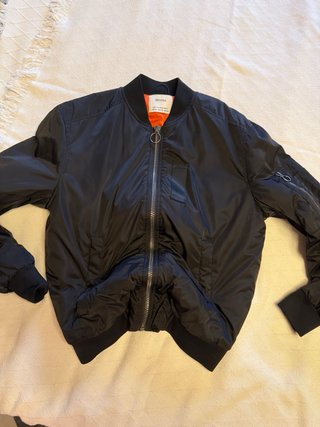 Chaqueta Bomber Negra Bershka