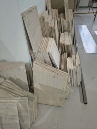 Lote de Baldosas de Piedra Caliza