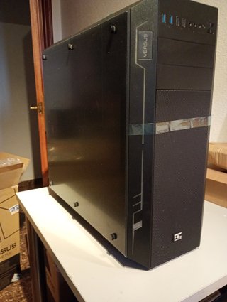 Torre PC Gaming con Cristal y 5 Ventiladores RGB