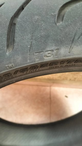 Neumático Bridgestone T31 190/50/17