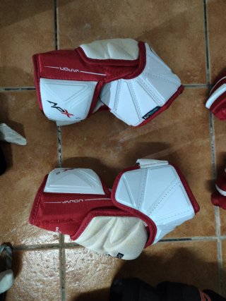 Equipo Hockey Hielo Bauer APX2 CCM RBZ T-S/M T39