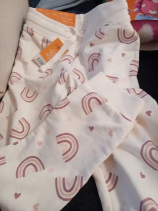 Pantalón chándal arcoíris 6-8 años