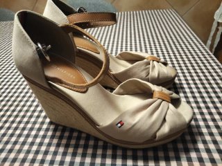 Sandalias Tommy Hilfiger Esparto Camel