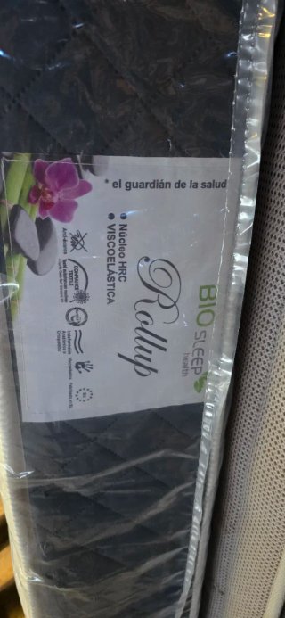 Colchón con diseño acolchado