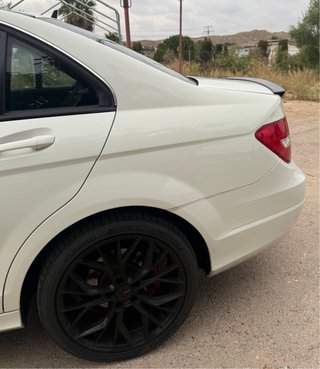 Mercedes-Benz Clase C 2011