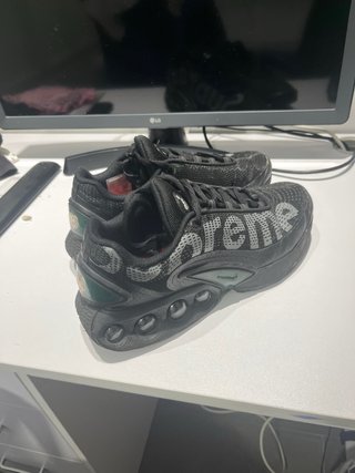 Nike Air Max x Supreme talla 41