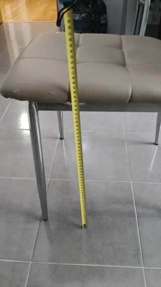 4 Sillas de salón beige de salón