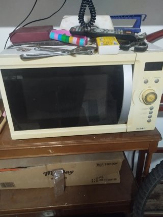 Forno a microonde Ecron