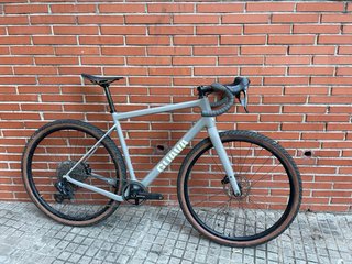 GUAVA SRAM FORCE AXS GRAVEL