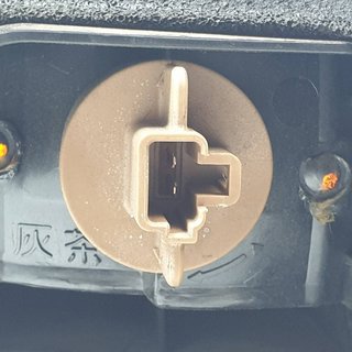 PILOTO TRASERO IZQUIERDO TOYOTA TOYOTA PREVIA 1990-2000