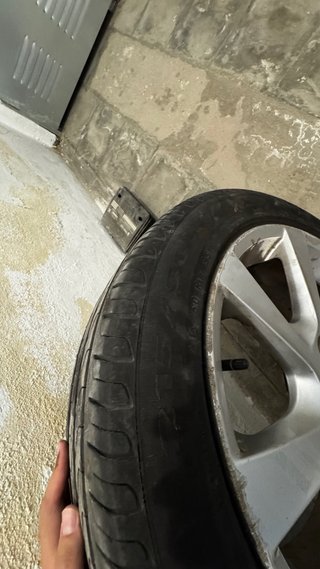 JUEGO 4 LLANTAS VOLVO 17" 5X108 NEUM. 215/50R17