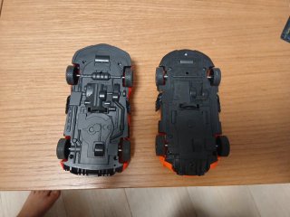 2 Coches de Juguete Deportivos