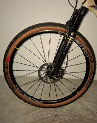 Bicicleta de Montaña Scott Scale 900.
