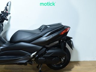 YAMAHA XMAX 125