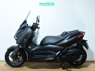 YAMAHA XMAX 125
