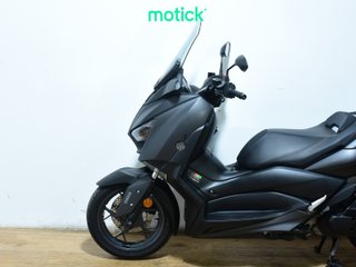 YAMAHA XMAX 125