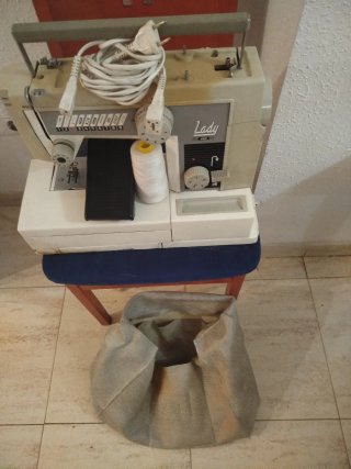 Máquina de coser eléctrica Lady 500