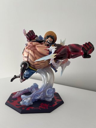 Figura Luffy Boundman V.2 One Piece MegaHouse