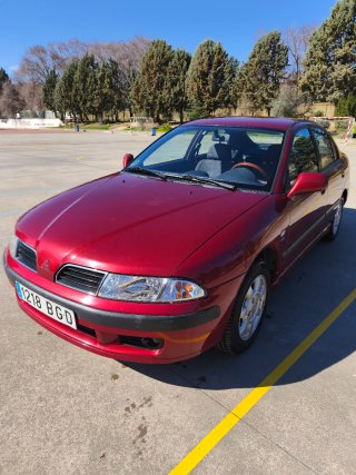 Mitsubishi Carisma 2001