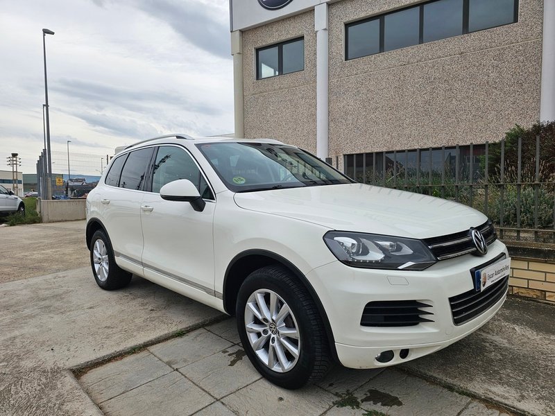 Volkswagen Touareg 3.0 TDI V6 BMT (2010) 2011