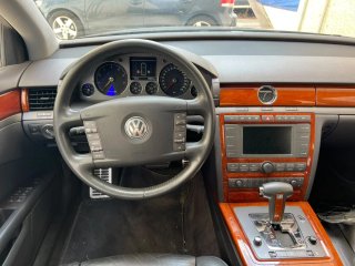 Volkswagen Phaeton 2004