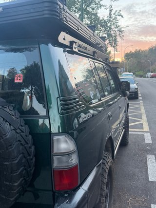 Toyota Land Cruiser 90 2000