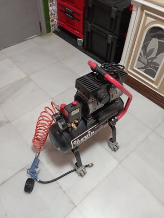 Compresor de aire con manguera y pistola