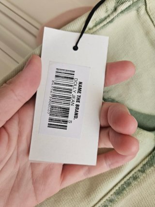 Pantalones acampanados