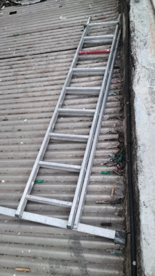 Escalera de Aluminio de Dos Alturas