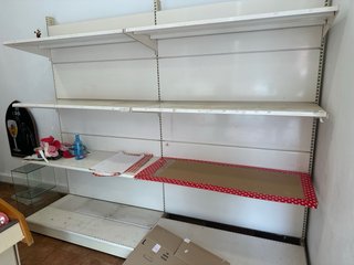 Mobiliario de tienda