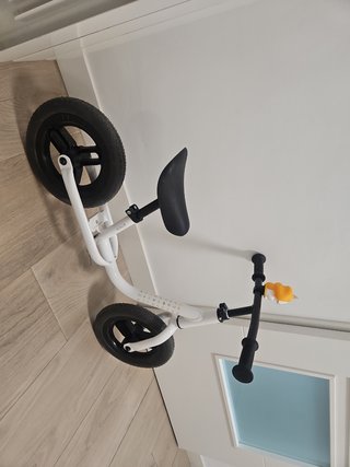 Bicicleta de equilibrio BTWIN blanca