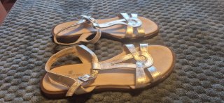 Sandalias niña Andanines doradas talla 37