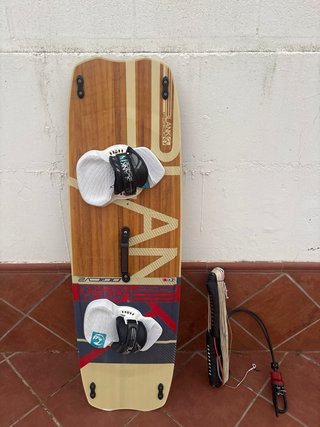 Cometa Kitesurf Slingshot opción barra + tabla