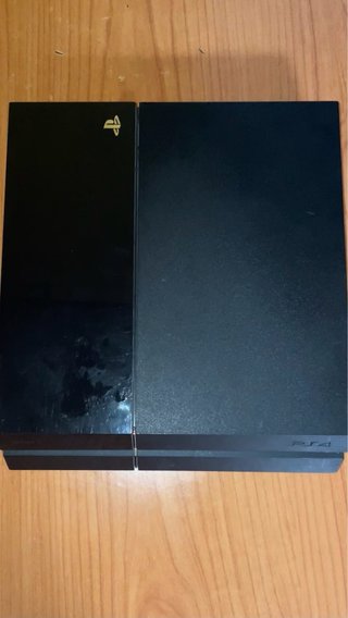 PS4 Slim Nera + 2 Giochi + Cavi