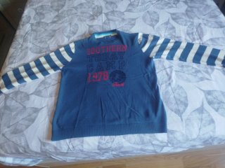 Jersey azul y blanco a rayas