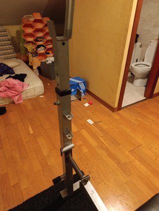 Banco de pesas + mancuernas 8kg + suelas caucho