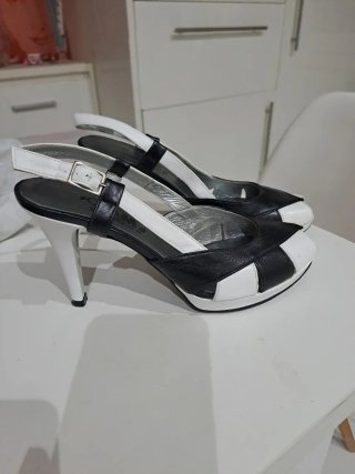 Zapatos abiertos