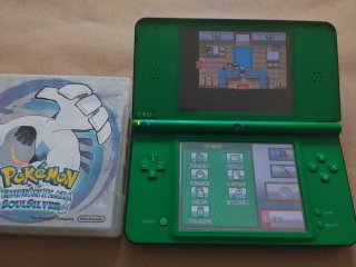 Nintendo DS XL Verde