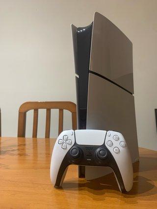 PS5 Slim Digital (PlayStation 5) + mando