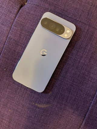 Google Pixel Teléfono Morado y Plateado