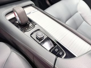 Volvo XC90 T8 Core Recharge AWD Auto 335 kW (455 CV)