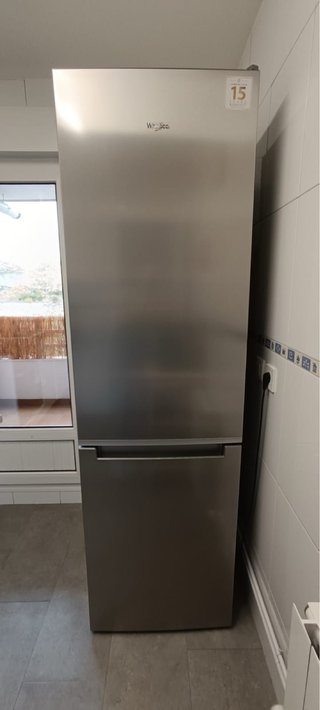 Frigorífico Combi Whirlpool W7X 82I OX