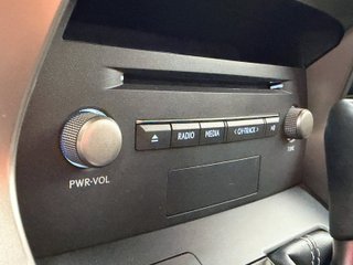 Lexus NX 300h Business Navigation 2WD 145 kW (197 CV)