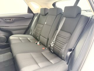 Lexus NX 300h Business Navigation 2WD 145 kW (197 CV)