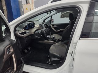 Peugeot 2008 2014