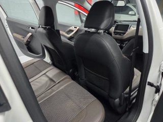 Peugeot 2008 2014