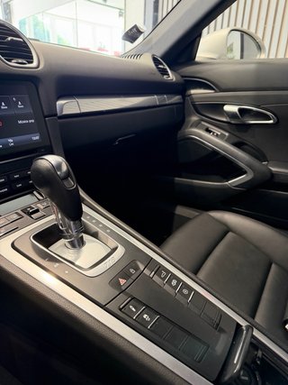 Porsche 718 Cayman 2020
